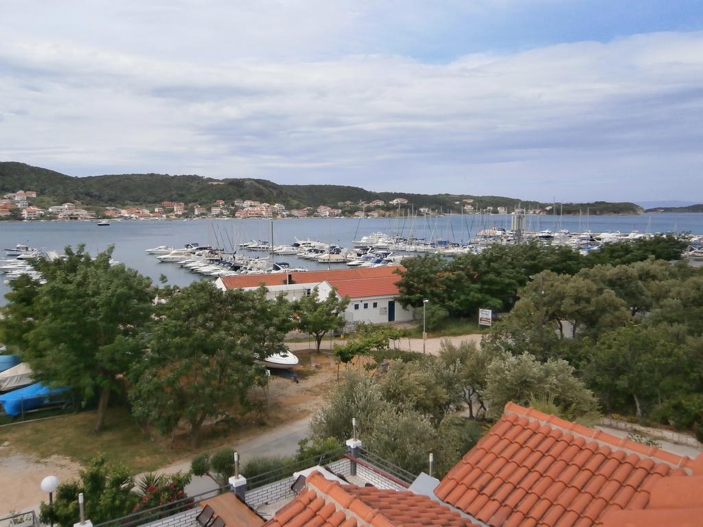 Guest House Galeb Supetarska Draga Extérieur photo